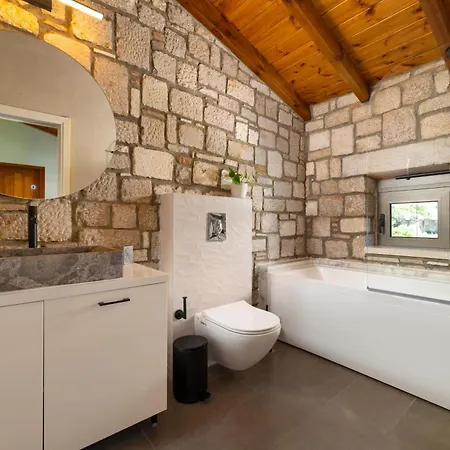 Вилла Roi Калаф